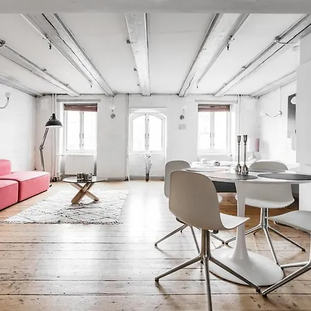 Studio In Charming Next To Kultorvet * København